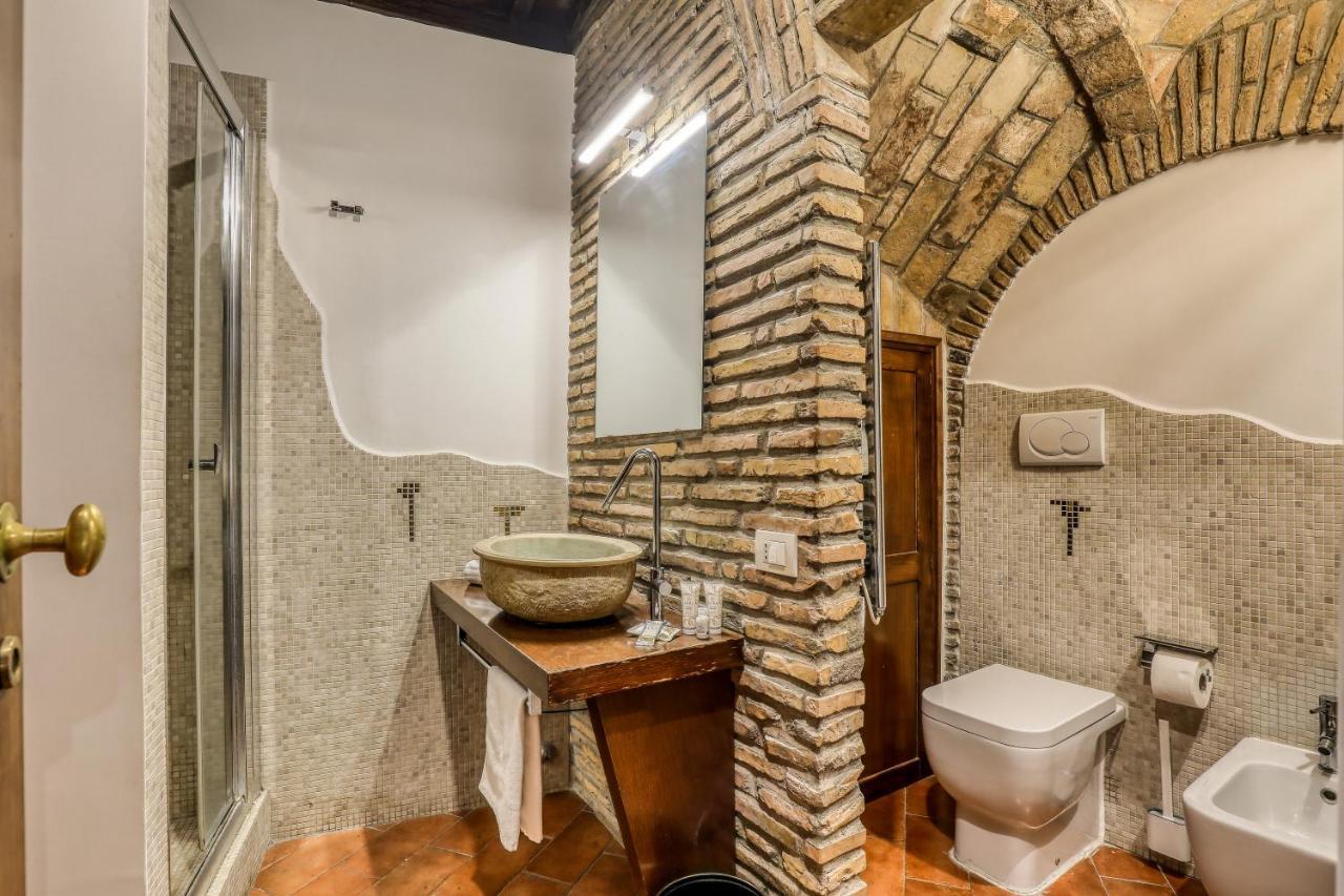 Отель Luxury Navona Рим Экстерьер фото